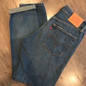501 Vintage Levi Mom Jeans
